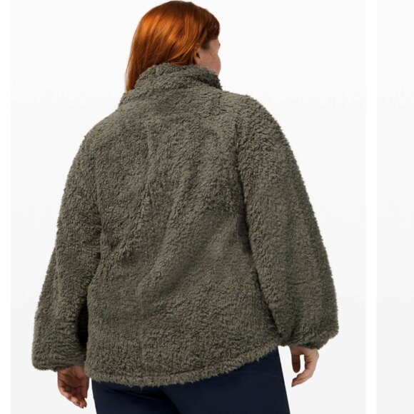 Lululemon Warm Restore Sherpa Pullover Oversized High Neck Army Green Size XS/S - Picture 16 of 16